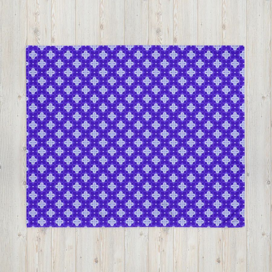 Purple & White Seamless Patterned Throw Blanket product image (7)