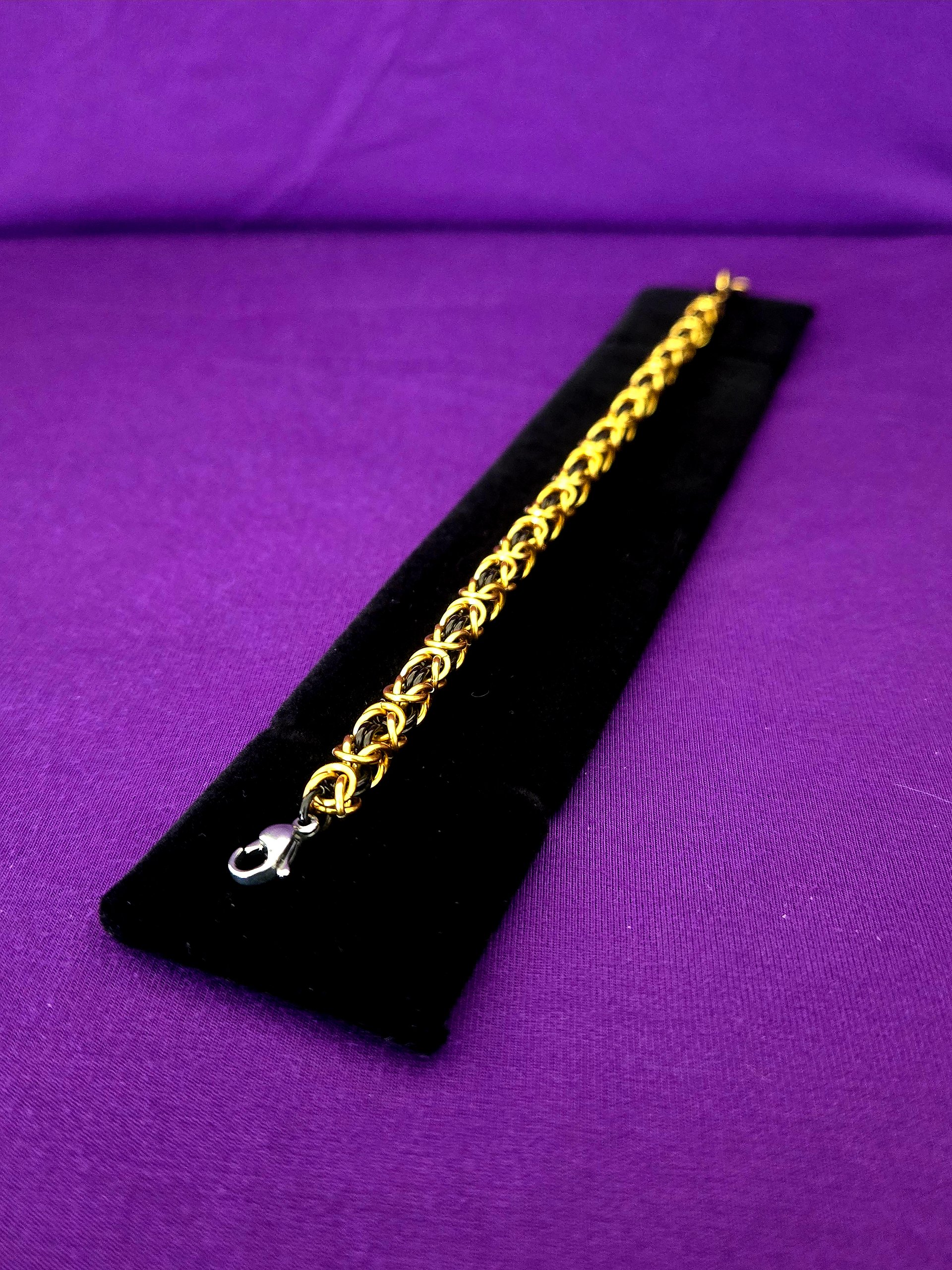 Chainmail Bracelet - Gold and Black product image (1)