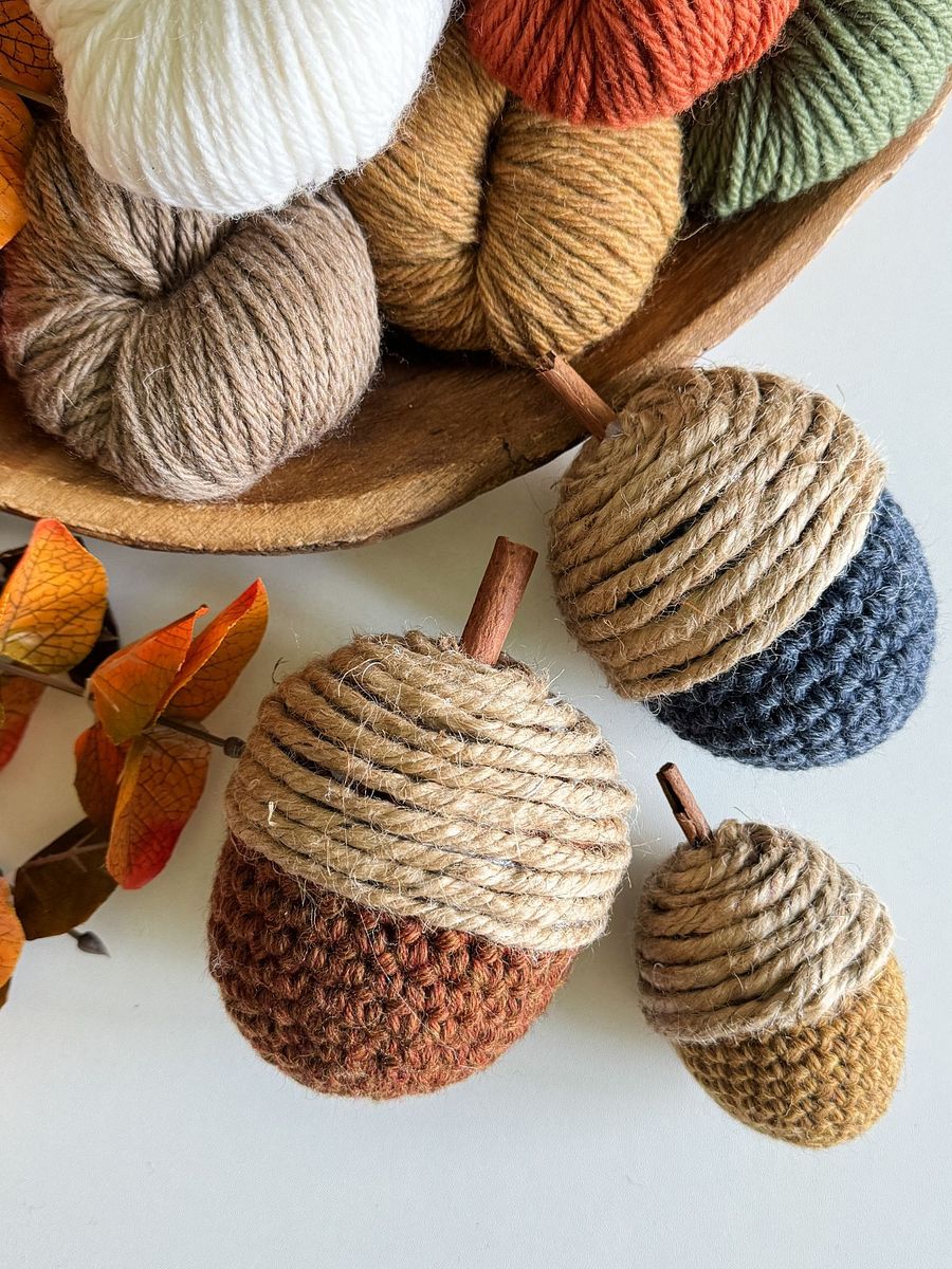 Rustic Farmhouse Acorns Crochet Pattern product image (3)
