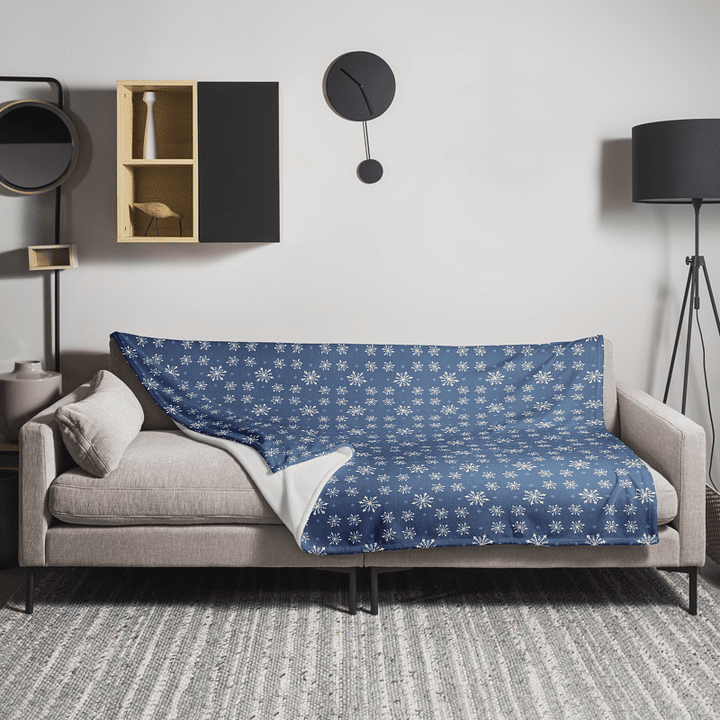 Cozy Fuzz: Printed Throw Blanket product image (2)
