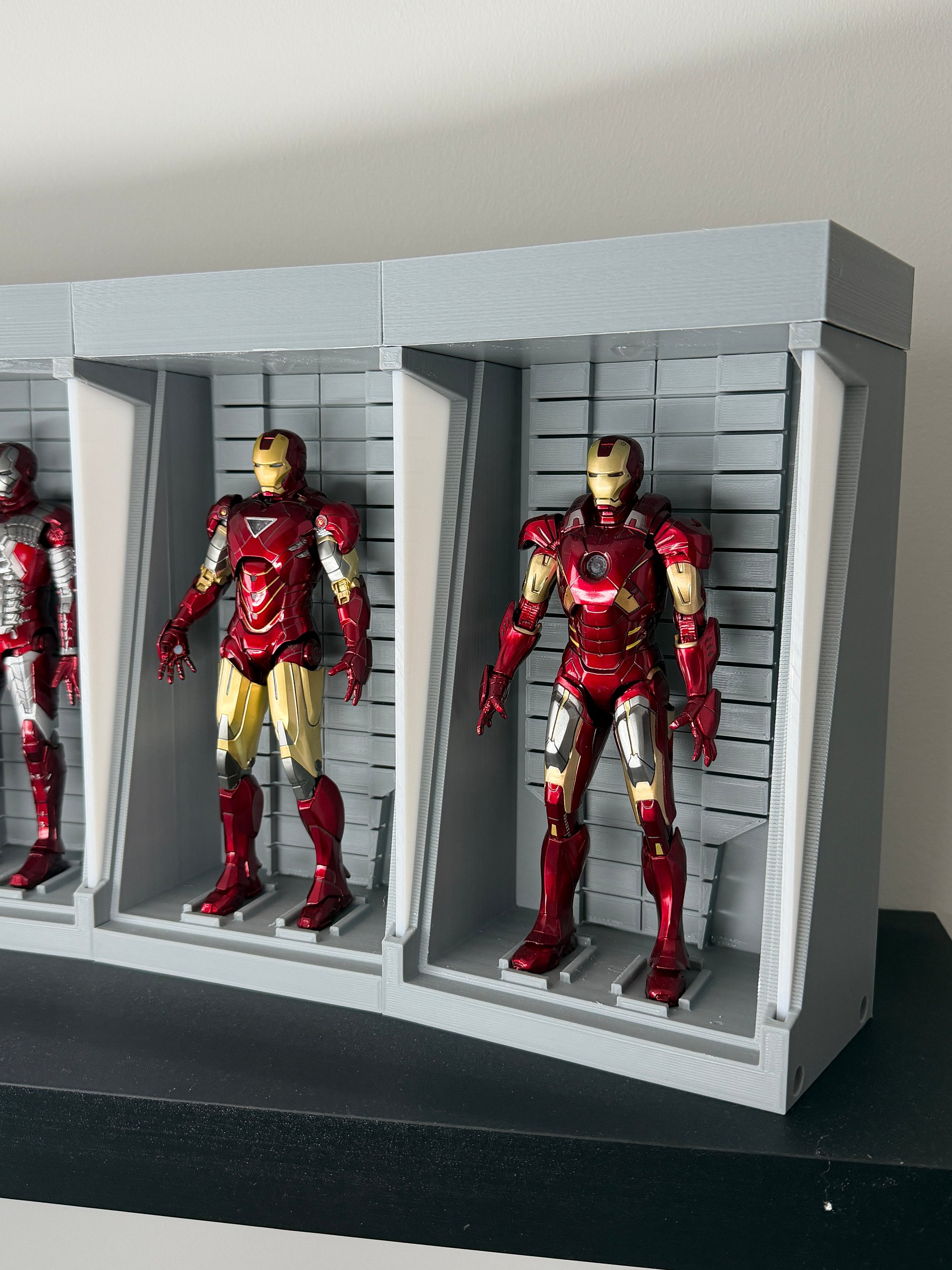 3D File - Iron Man (Action Figure) Display Case product image (2)