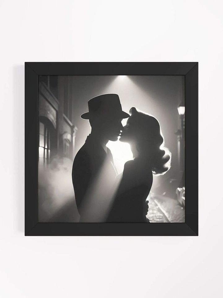 Noir Wall Art - Streetlight Kiss product image (1)