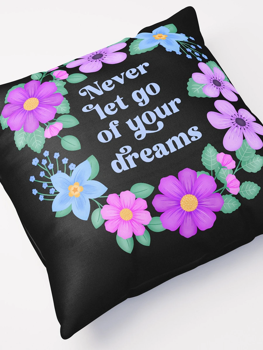 Never let go of your dreams - Motivational Pillow Black product image (5)