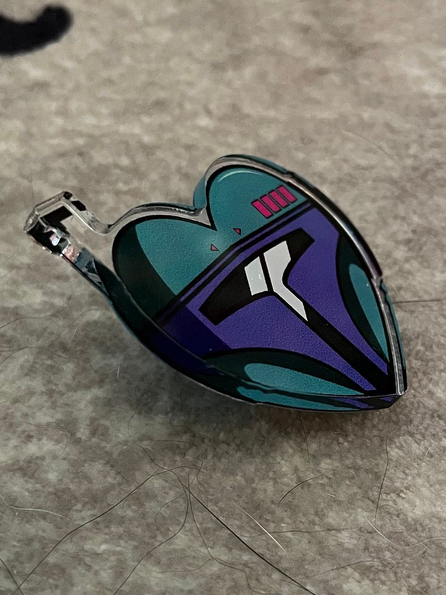 GingerFett Heart acrylic pin product image (2)
