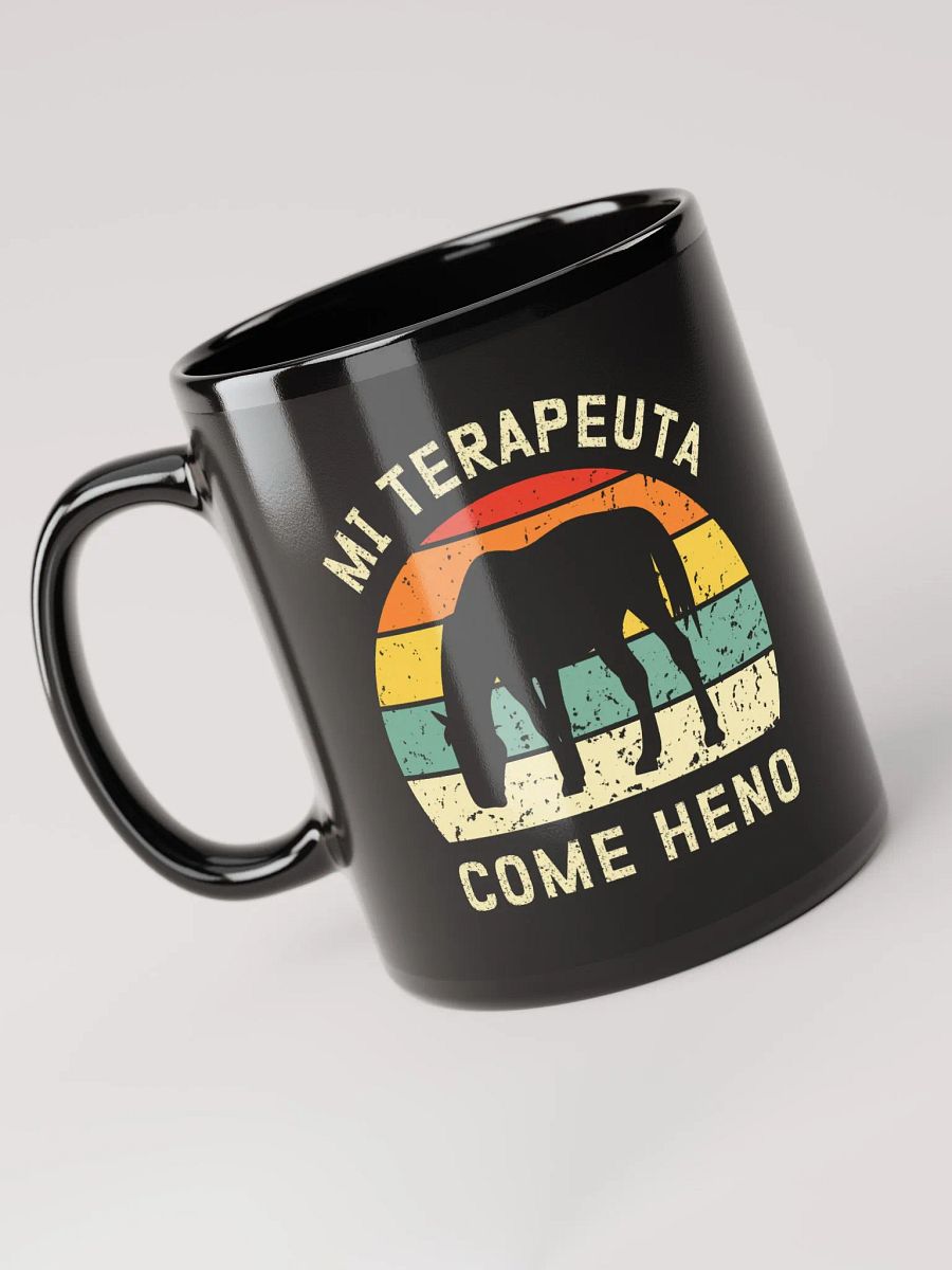 "Mi terapeuta come heno" Mug negro product image (4)