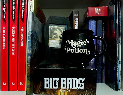 Just a little @manyworldstavern to wake me up on this lovely Halloween. Happy Samhain witches and may the spirits grant you c...