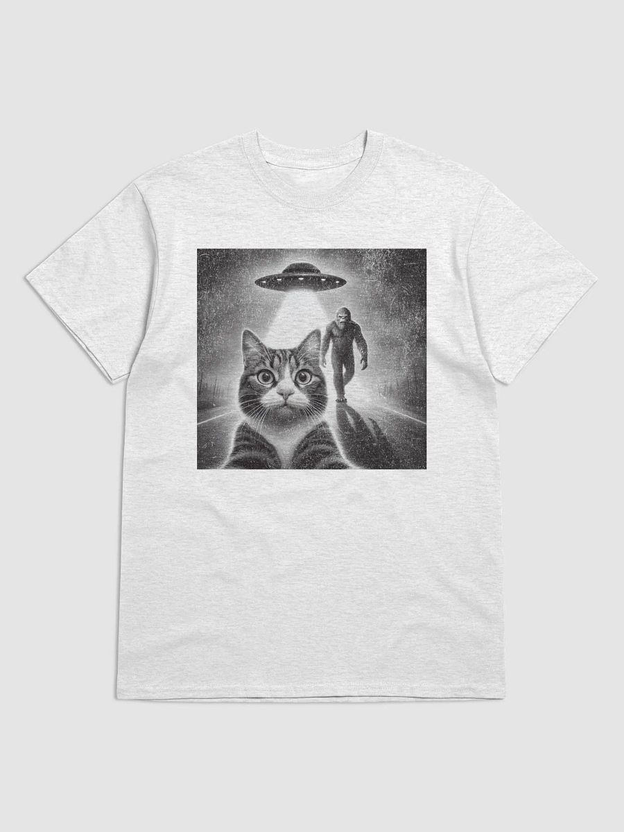 Surreal Cat Selfie with Bigfoot and UFO Tee product image (1)