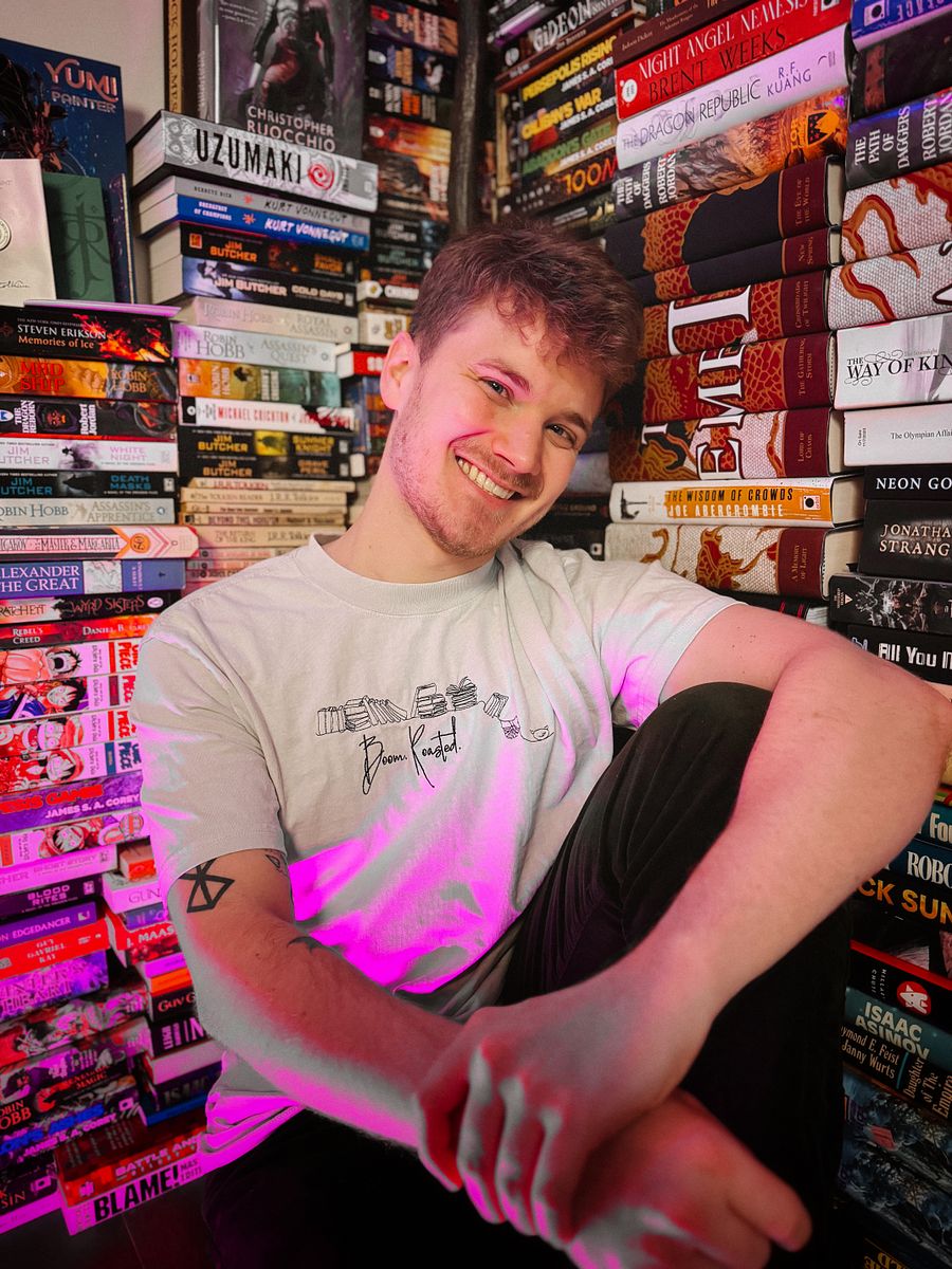 Bookshelf Roast Oversized Faded Tee product image (3)