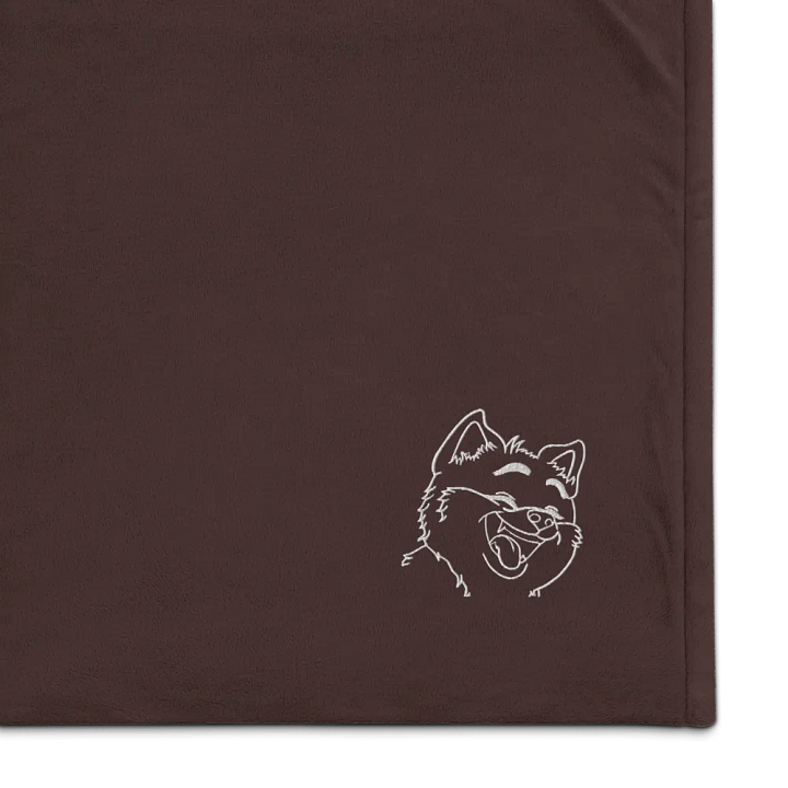 Kenji’s Cozy Sherpa Blanket product image (1)