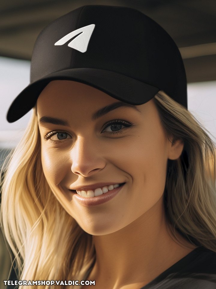 Gorra con el logo de Telegram bordado en hilo blanco product image (1)
