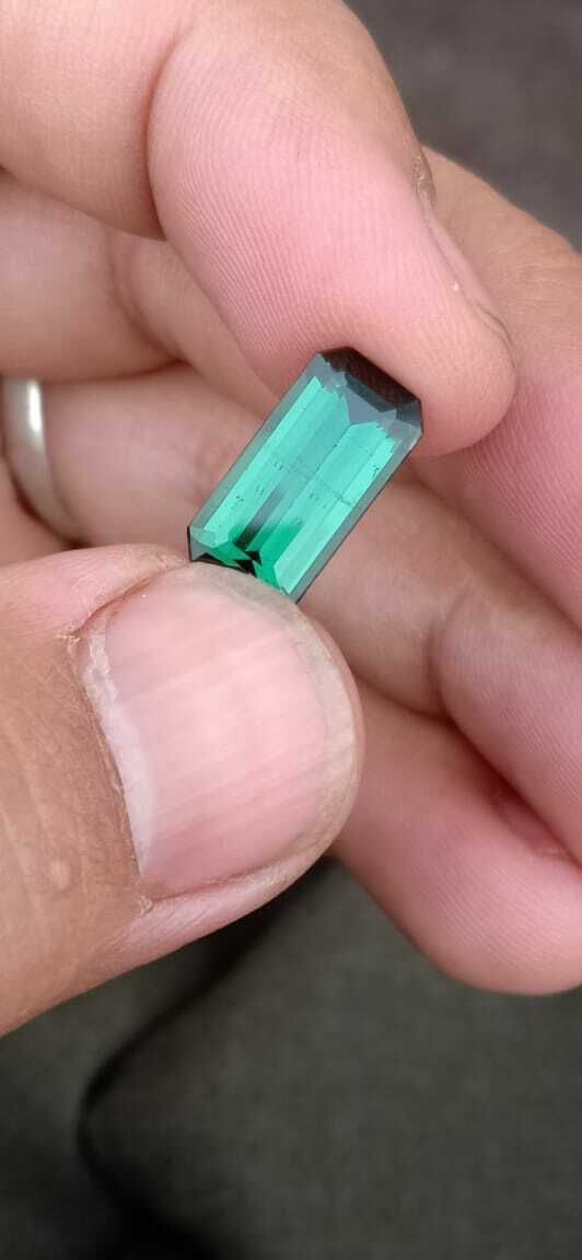 TOURMALINE LOOSE GEMSTONE PIECE FOR RING DEEP GREEN CHROME COLOR, 5.35 CARAT product image (7)