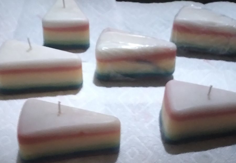 Fruit Loops Sliced Candles product image (1)