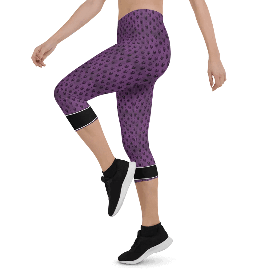 Midnight Majesty Capri Leggings product image (4)