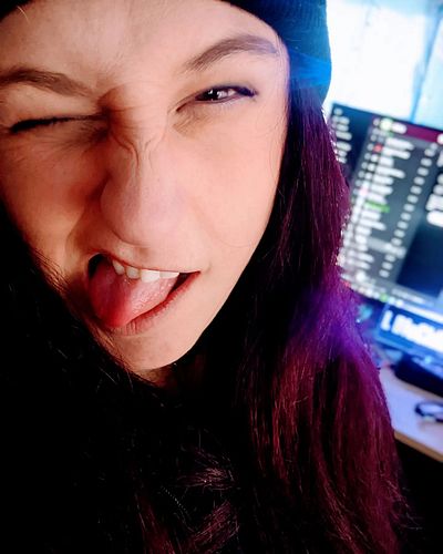 It's a MILLION degrees outside! So let's go to Rebirth Island! 🖤🎮 Sunday Funday 😎 live at noon EST twitch.tv/lblackmambal #tw...
