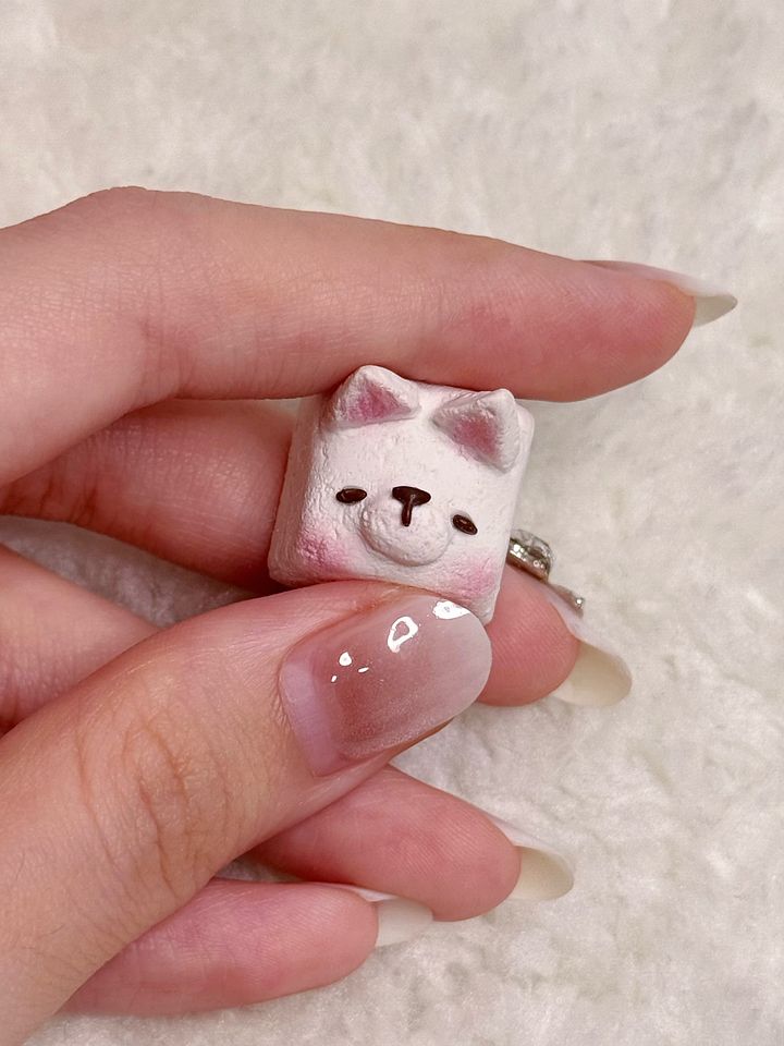 Samoyed Keycap and Pin Set product image (2)