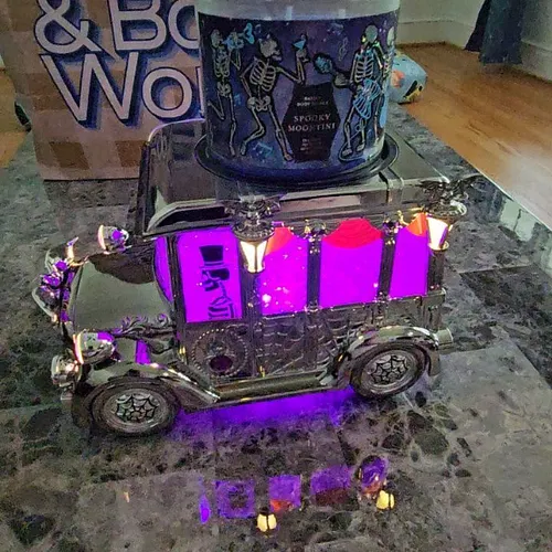 They did good! Candle holders from my fav place ! #bathandbodyworks #candles #candleholder #vampireblood