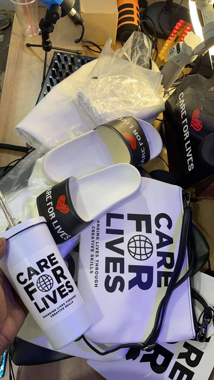 Care 4 Live CrossBag product image (4)