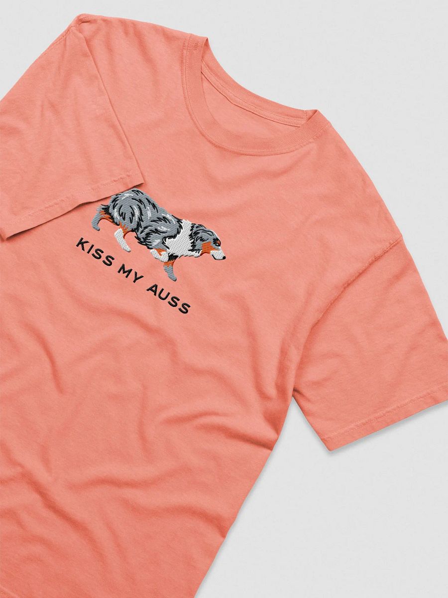 Kiss My Auss T-Shirt(Embroidered) of an Australian Shepherd(Blue Merle) product image (9)