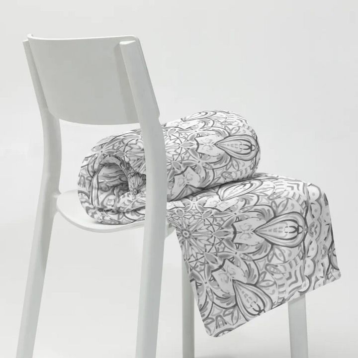 Kaleidoscopic Dreams Throw Blanket product image (2)