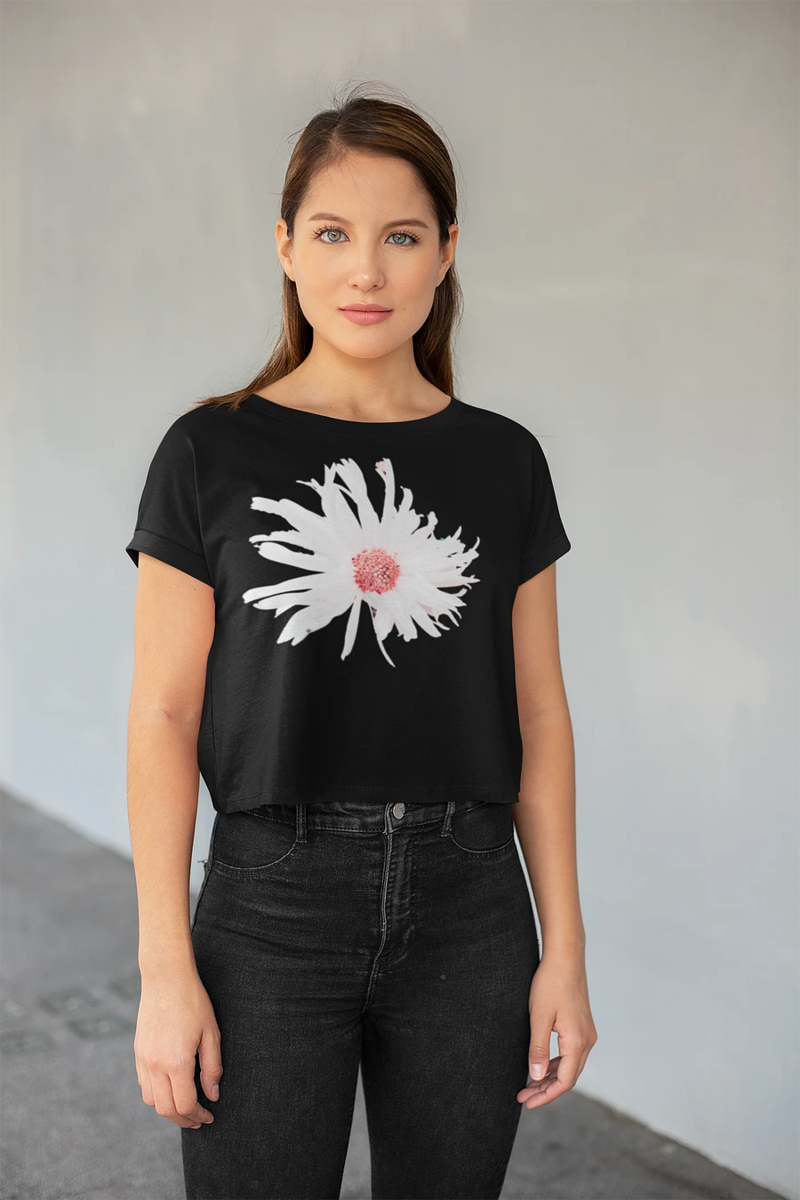 Daisy Flower Women's Cropped T Shirt product image (1)