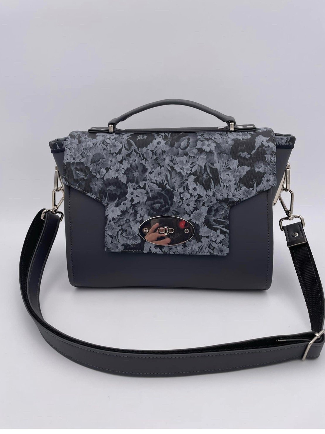 Olivia Bag Pattern By Janie Bags & Nnedibags product image (1)