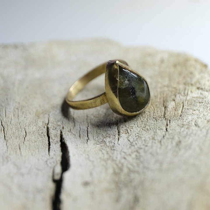 Traversing Worlds product image (1)