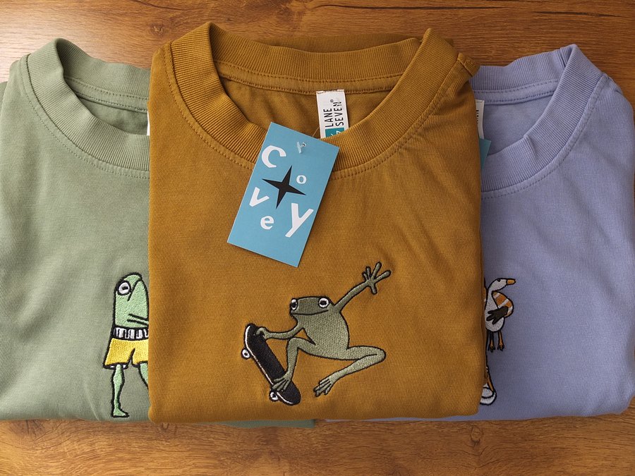 Skateboarding Frog Tee product image (4)
