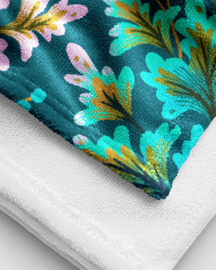 Beach Towel - Frilled Foliage / Green product image (2)
