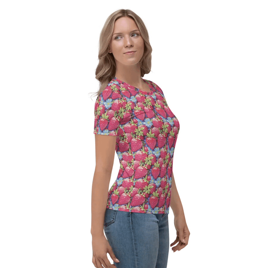 Cute Strawberry Pattern All Over Print T-shirt product image (4)