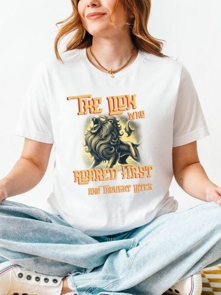 Gryffindor Lion Funny Vintage Pulp Mystery Harry Potter Shirt product image (46)