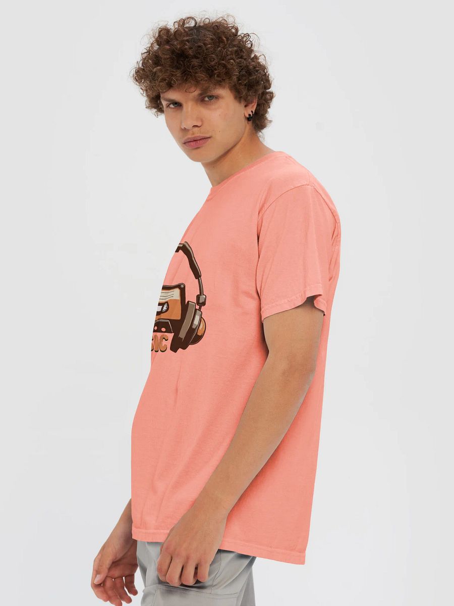 Retro Beats Graphic Tee product image (45)