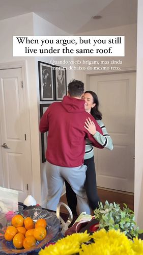 Who needs words when you have bachata to fix everything?
-
Quem precisa de palavras quando se tem a bachata para resolver tud...