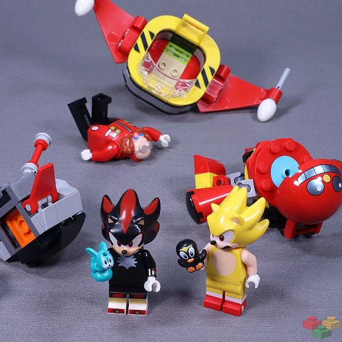 All three of my summer LEGO Sonic set reviews are now live on @bricksetofficial! Here's a fun photo from 76999 that didn't ma...