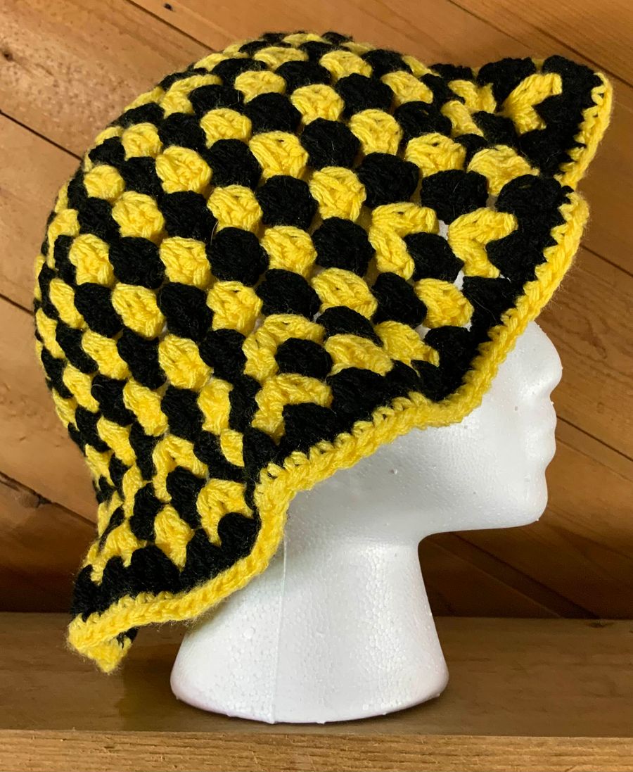 Black and Gold Bucket Hat product image (4)