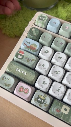 🌱Sprout Picnic Keycaps by @kiiboom.official 🍵 how pretty are these? I specially love the matcha ones.

You can use the code “...
