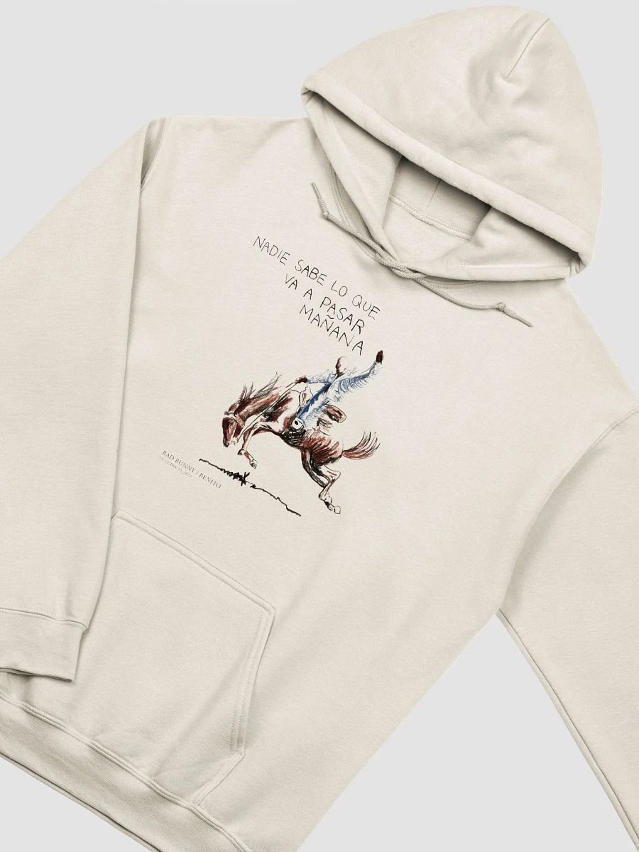 Nadie Sabe Lo Que Va a Pasar Mañana Bad Bunny Hoodie product image (26)