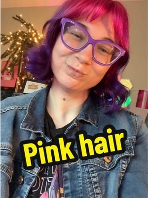 New hair by @Max! (Yeg hairstylist) 💕 #hair #pink #pinkhair #newhair #hairtok #streamer #smallstreamer #purplehair #cozystreamer 
