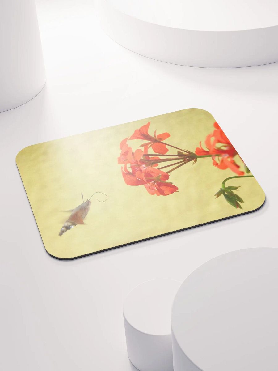 Classic Mouse Pad - The hummingbird hawk-moth product image (4)