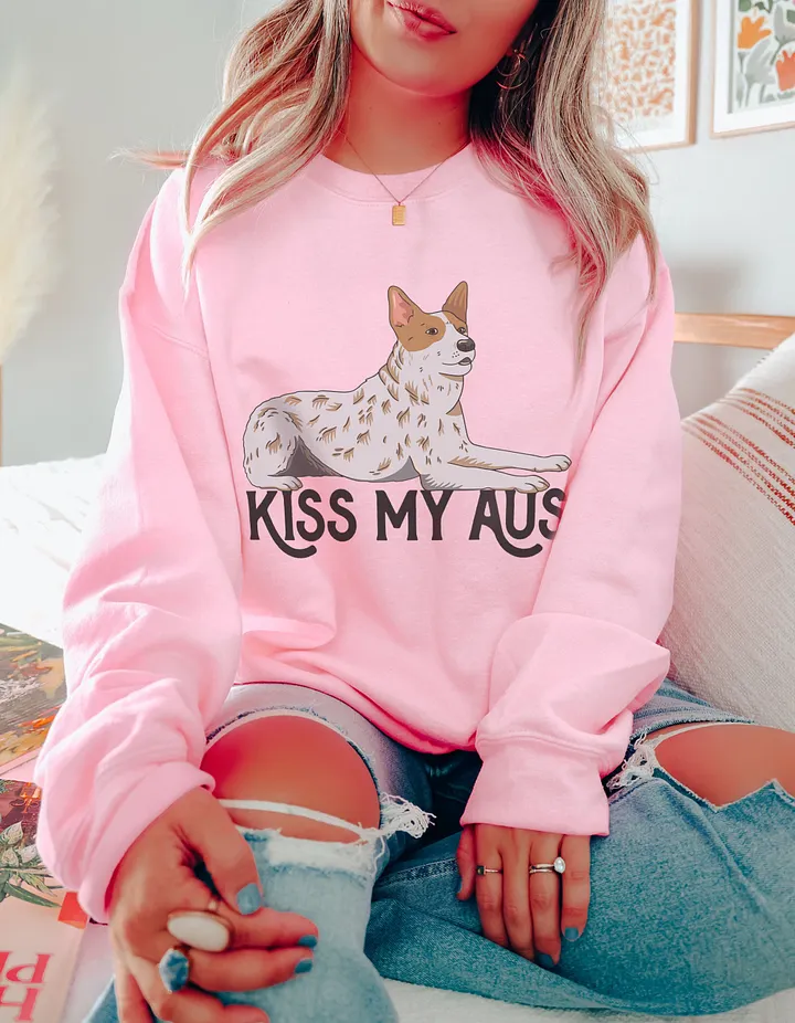 Kiss My Aus Sweatshirt of an Australian Cattle Dog | Funny Shirt for Red Heeler and Herding Dog Owners product image (7)