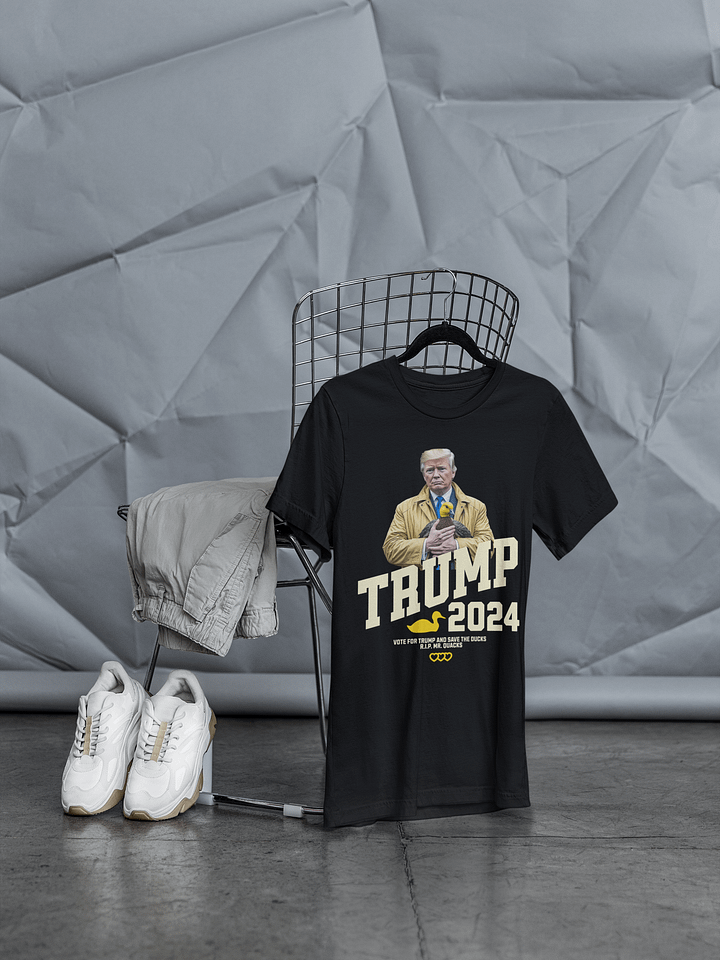 TRUMP 2024 MAKE DUCKS SAFE AGAIN UNISEX T-SHIRT product image (1)