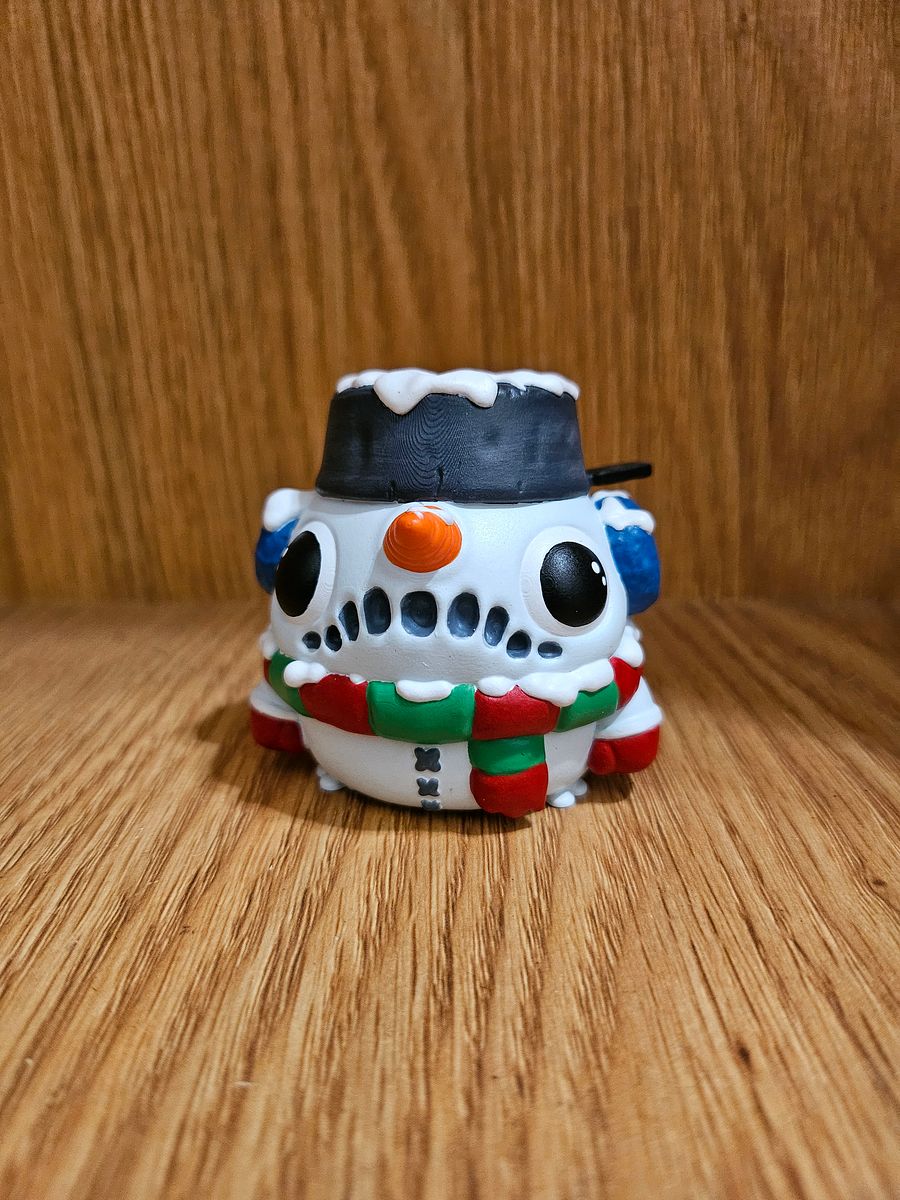 Grumpii Snowii Art Toy product image (1)