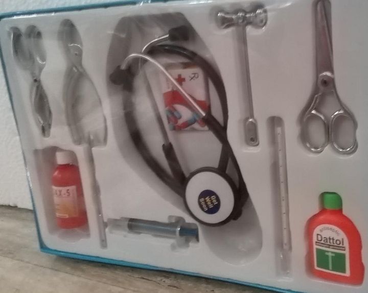 JUNIOR DOCTOR TOY product image (1)