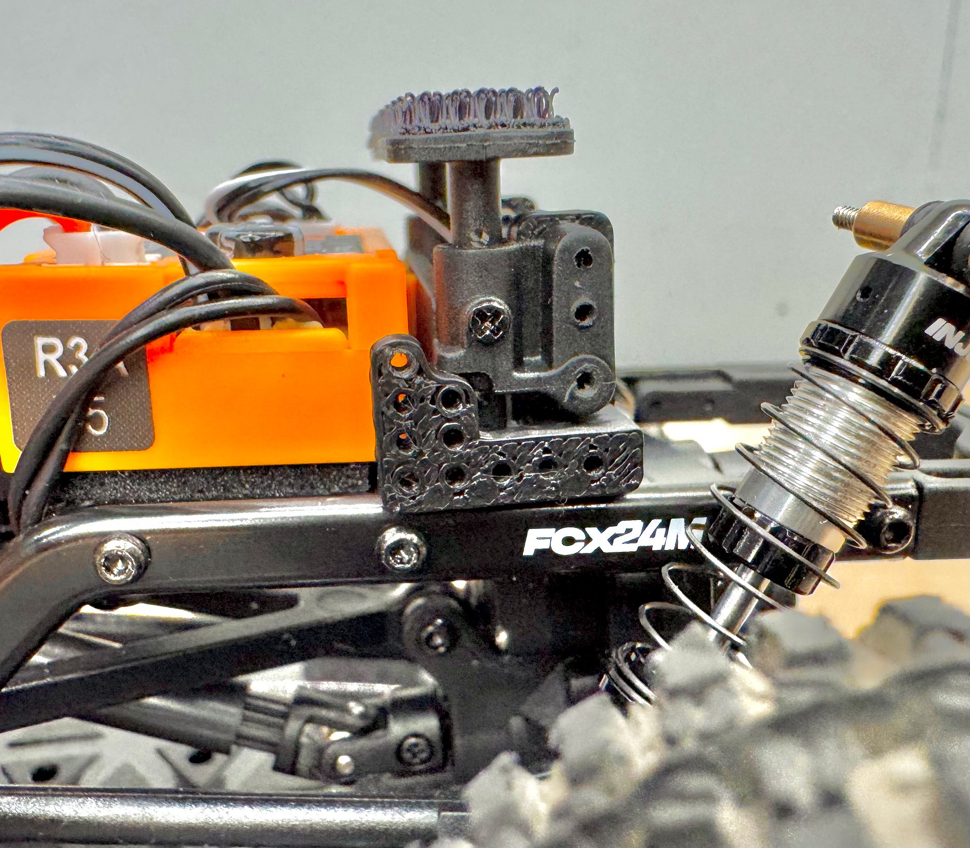 FMS Fcx24 Tacoma Shock Keys product image (3)