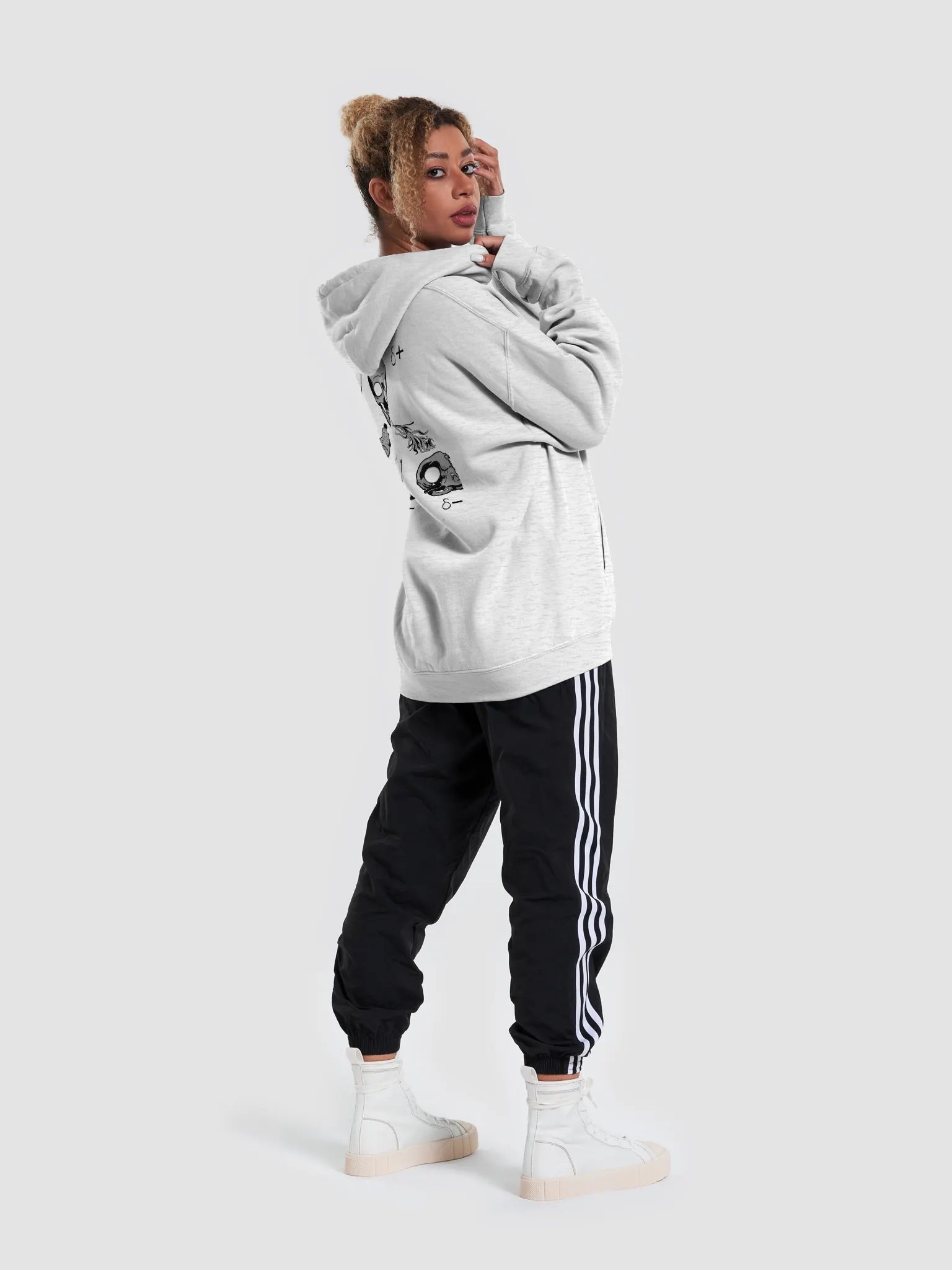 Saga Hydropolitique ( Hoodie Bright Edition ) product image (6)