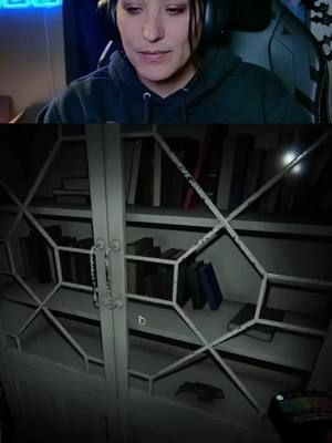 I swear i have a love hate relationship wit @Dixper 🎮. #cynisia #jumpscare #twitch #videogames 