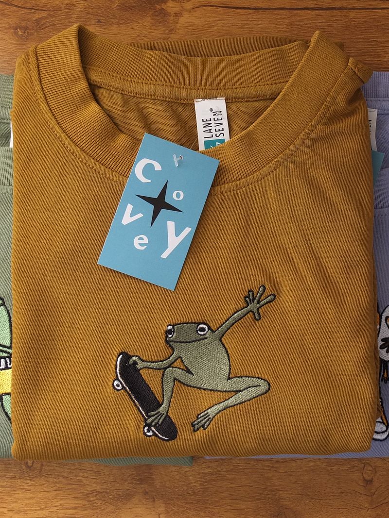 Skateboarding Frog Tee