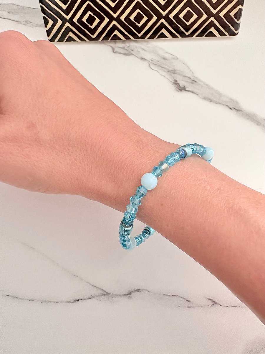 Handmade 7.5" Bracelet | Coastal Charm Jewelry by Monique Faella Designs™ | MFD-00067 product image (1)