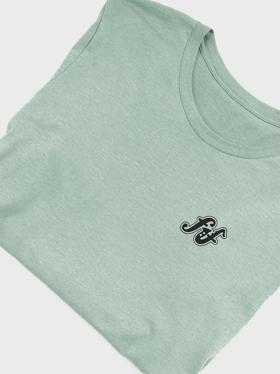 Minimalist t-shirt with logo product image (6)