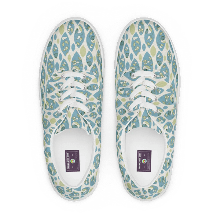 Chilly Summer | Women's Lace-Up Canvas Shoes product image (1)