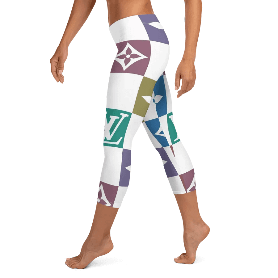 Capri Leggings – Luxury Logo Print for Sophisticated & High-End Style product image (4)